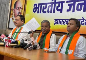 Hemant Soren government IPS झारखंड डीजीपी नियुक्ति विवाद